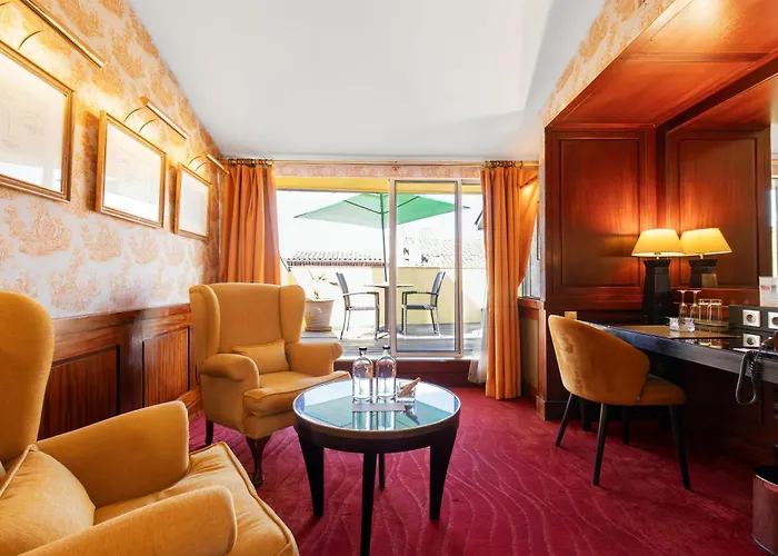 Grand De L'opera - Bw Premier Collection